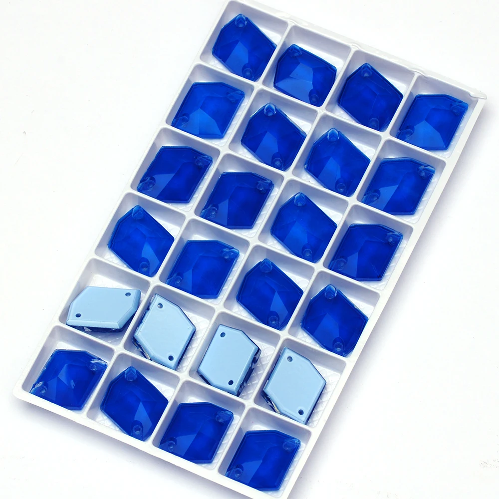 Cosmic K9 Trilliant Glas-Strasssteine mit abgeschrägter Rückseite, elektrisch glänzende Farben, aufnähbare Kristalle für Kleidungszubehör – Detail 16