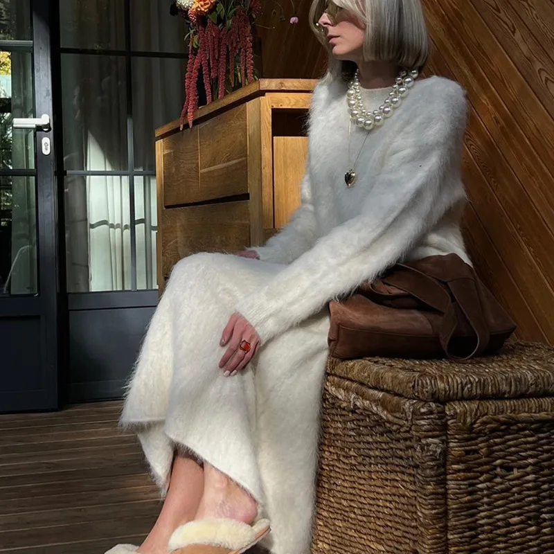 Tuularose Knitted Dress 2-Piece Set Autumn White Fleece Sweater Casual Maxi Skirts Set Women Commuter Chic New Dress Set Outfits