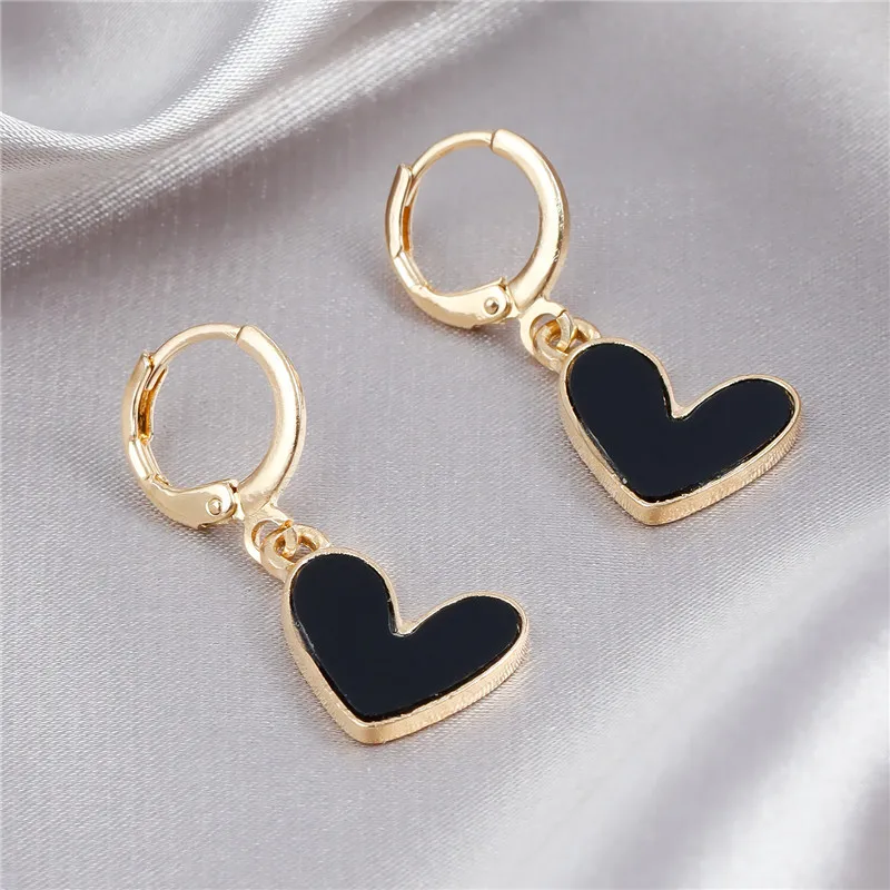 Minimalist Black Heart Pendant Hoop Earrings for Women Gold Color Fashion Ear Buckles Daily Wear Jewelry Wedding Bride Accessory