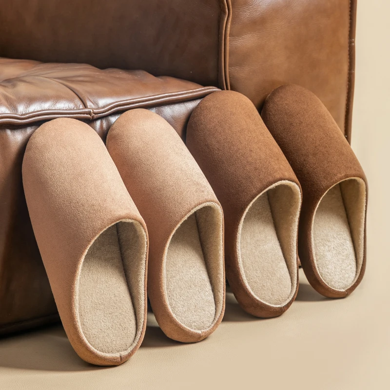 شباشب رجالية بلون سادة للخريف والشتاء مخملية رقيقة كتم صوت ناعم من الأسفل مانعة للانزلاق أحذية منزلية مريحة للأرضيات الداخلية 2027