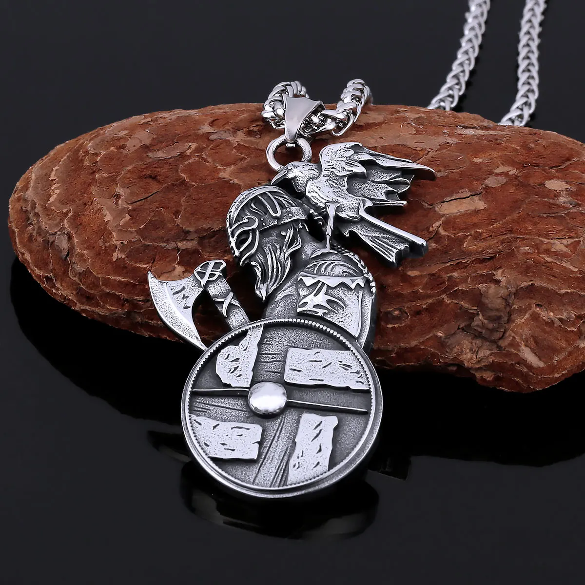 316L Stainless Steel Viking Warrior Crow Symbol Crow Men\'s Pendant Shield Axe Necklace Nordic Hip Hop Cyclist Jewelry Wholesale