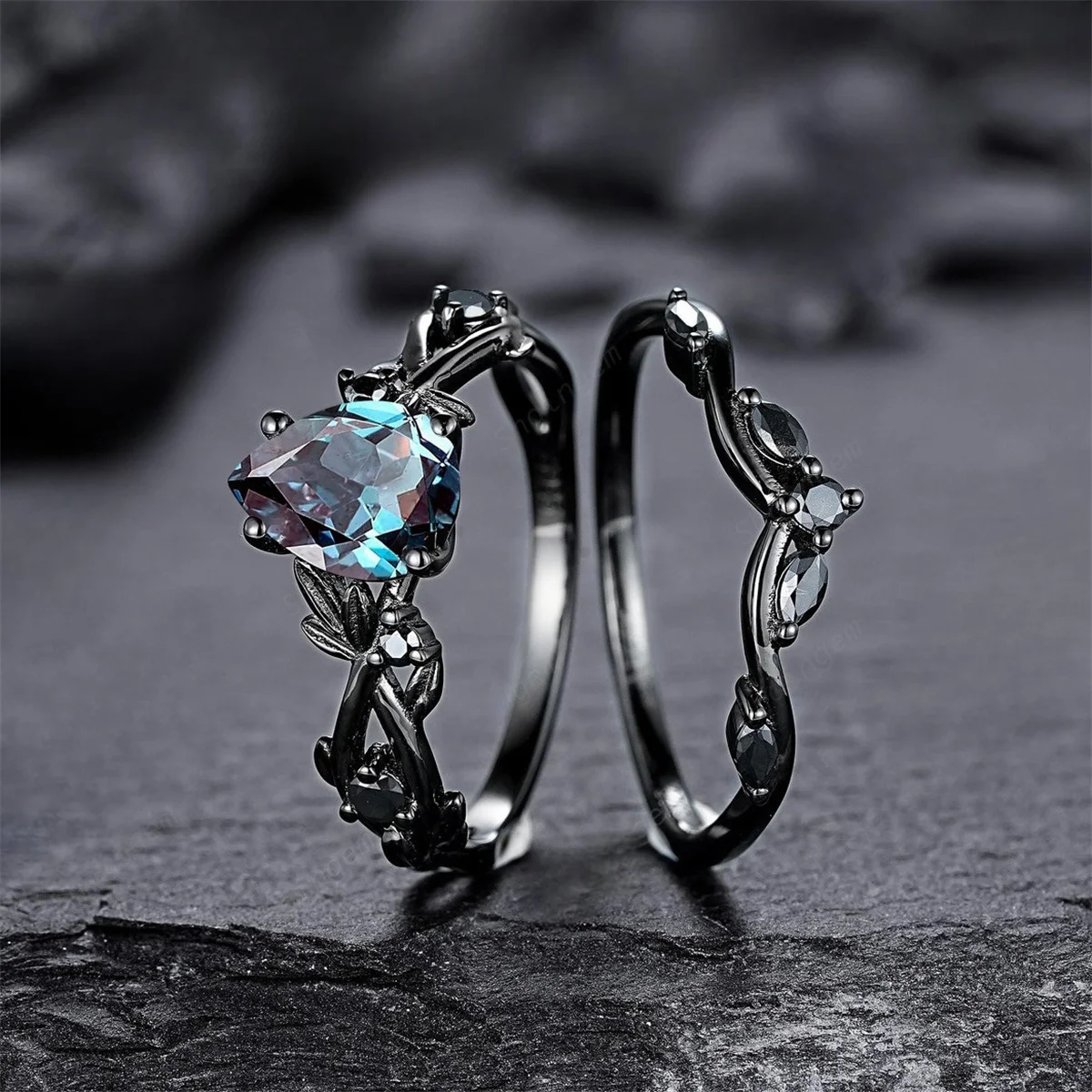 2Pcs/Set Fashion Black Gold Color Rhinestone Zircon Rings For Women Full Crystal Rings Wedding Engagement Jewelry Gifts