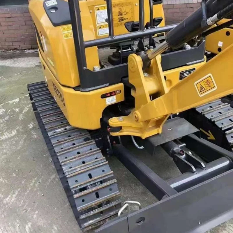 

Эффективный подержанный мини-экскаватор для установки солнечных уличных фонарей с минимальным повреждением грунта