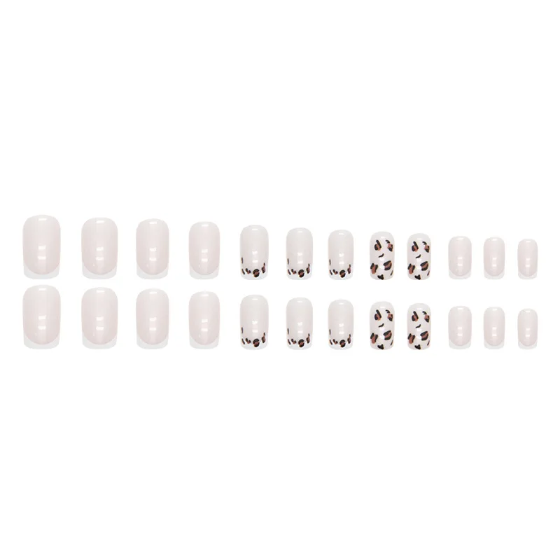 Leopard Prints Square Fake Nails Waterproof & Scratch-Resistant Fake Nails for Social Occasions Nail Salons