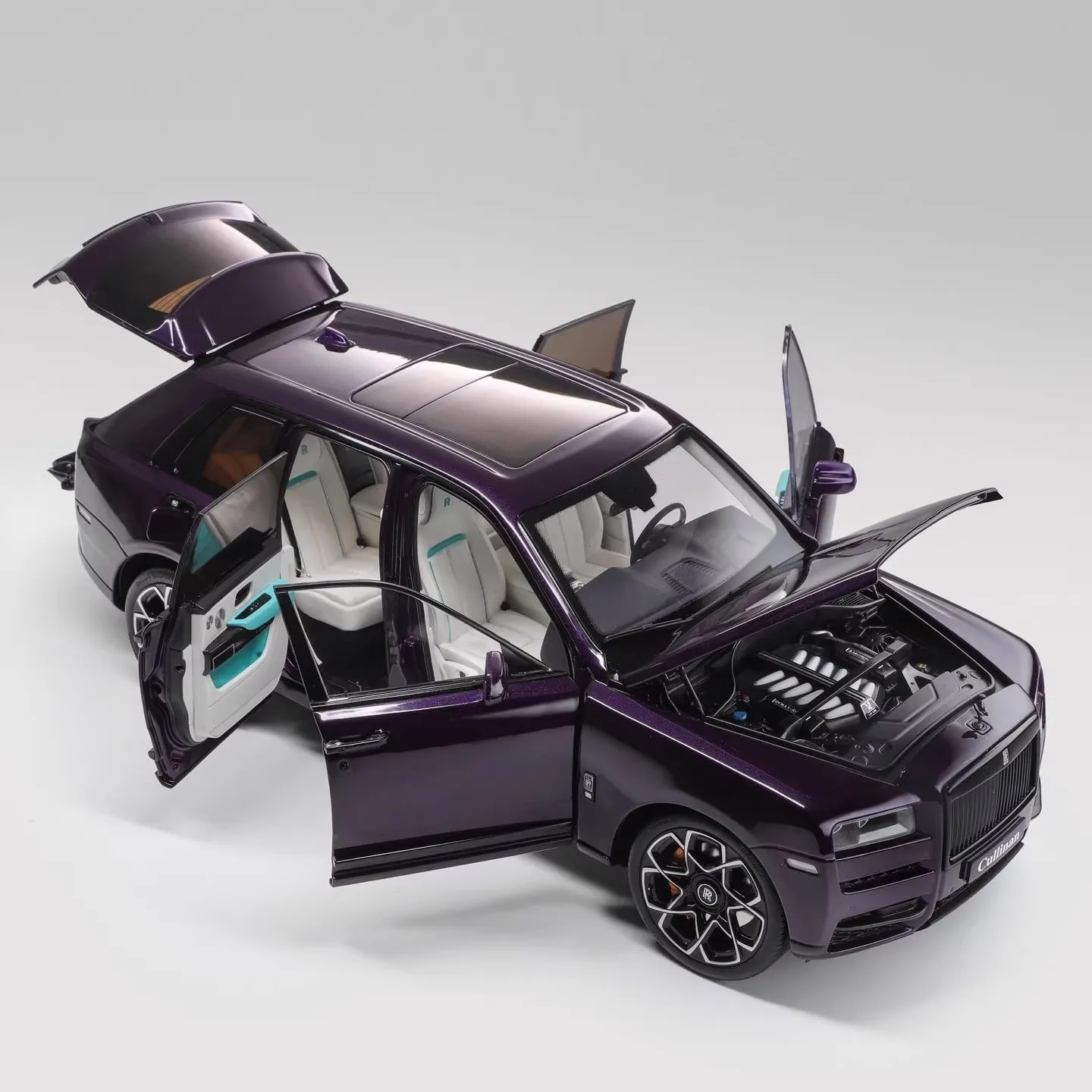 1:18 Rolls-Royce Cullinan BB Alloy Diecast Model Car Purple / Yellow Gifts