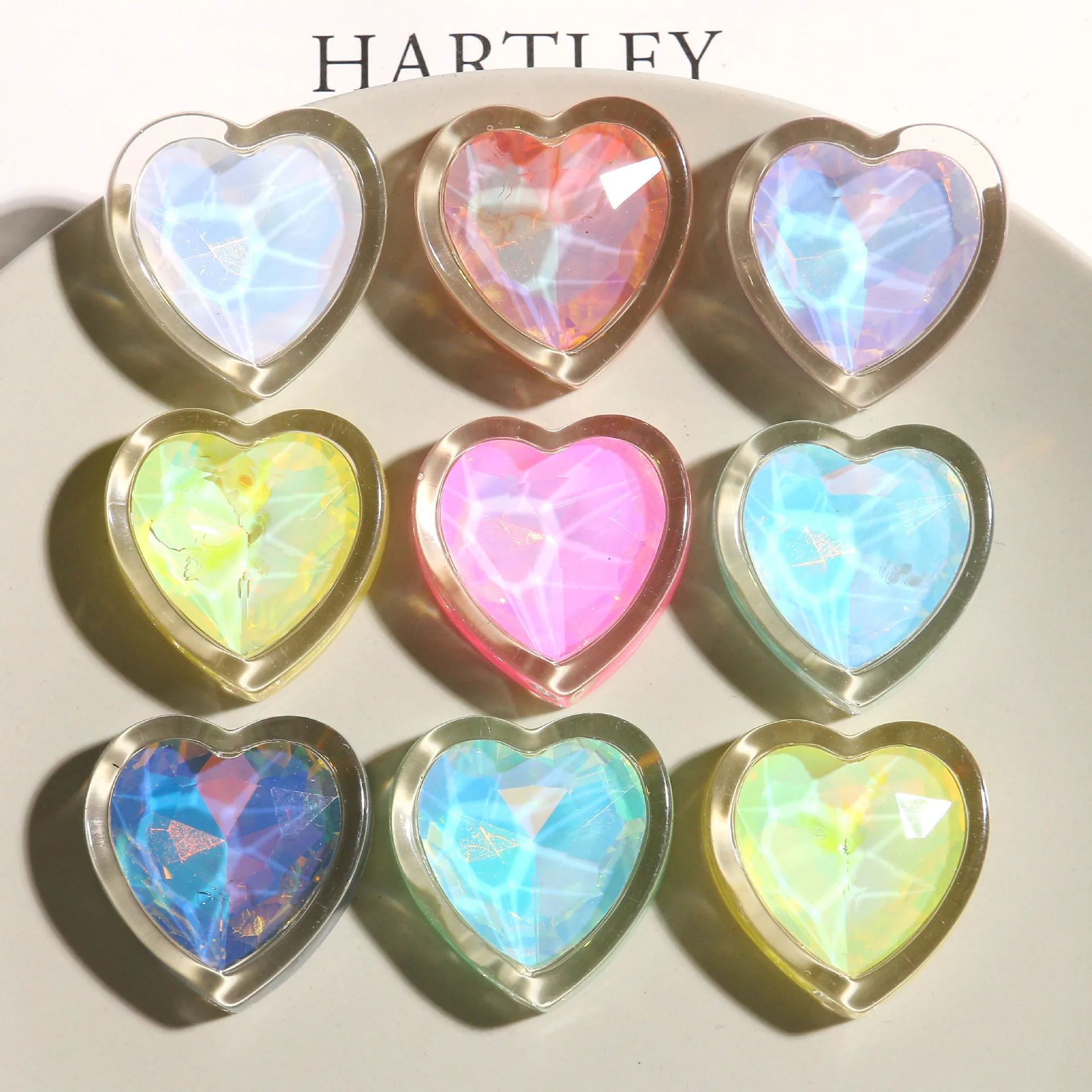 

Модный 35*34 мм с плоской задней частью, блестящая любовь в форме сердца, смола, кабошон, камея, материал для бисера, чехол для телефона, фоторамка, декор, 20 шт.