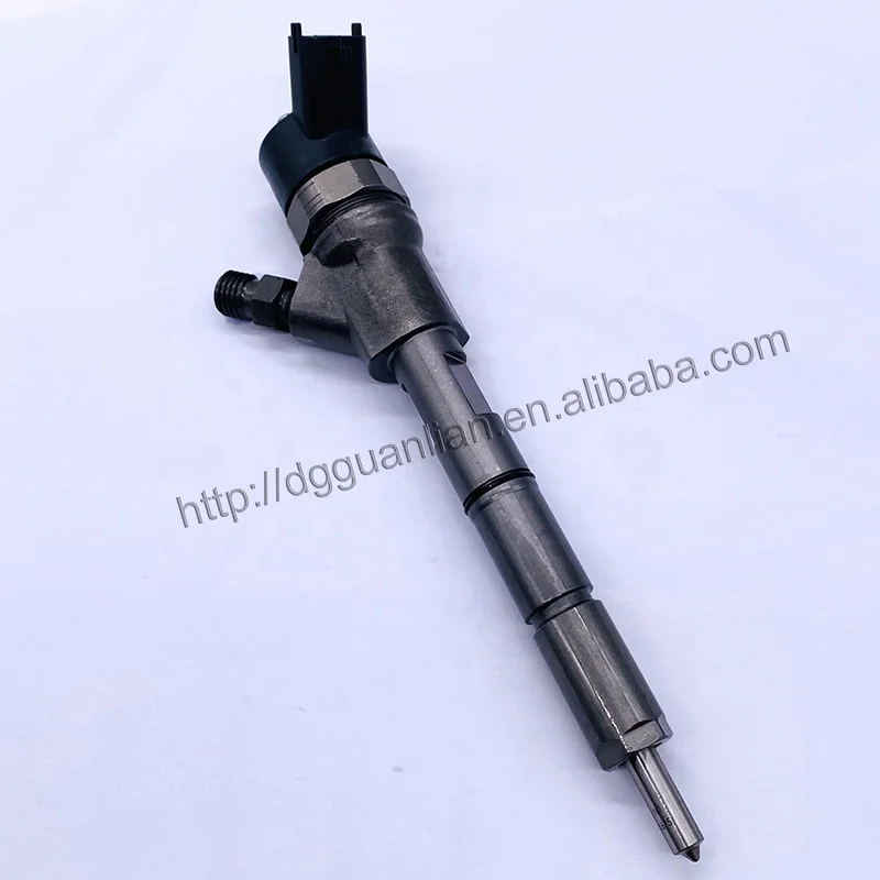 For KOMATSU PC70-8/PC130-8/ PC88MR-8 /WA150-6/D31/D37 6271113100 6271-11-3100 Common Rail Injector 0445110307