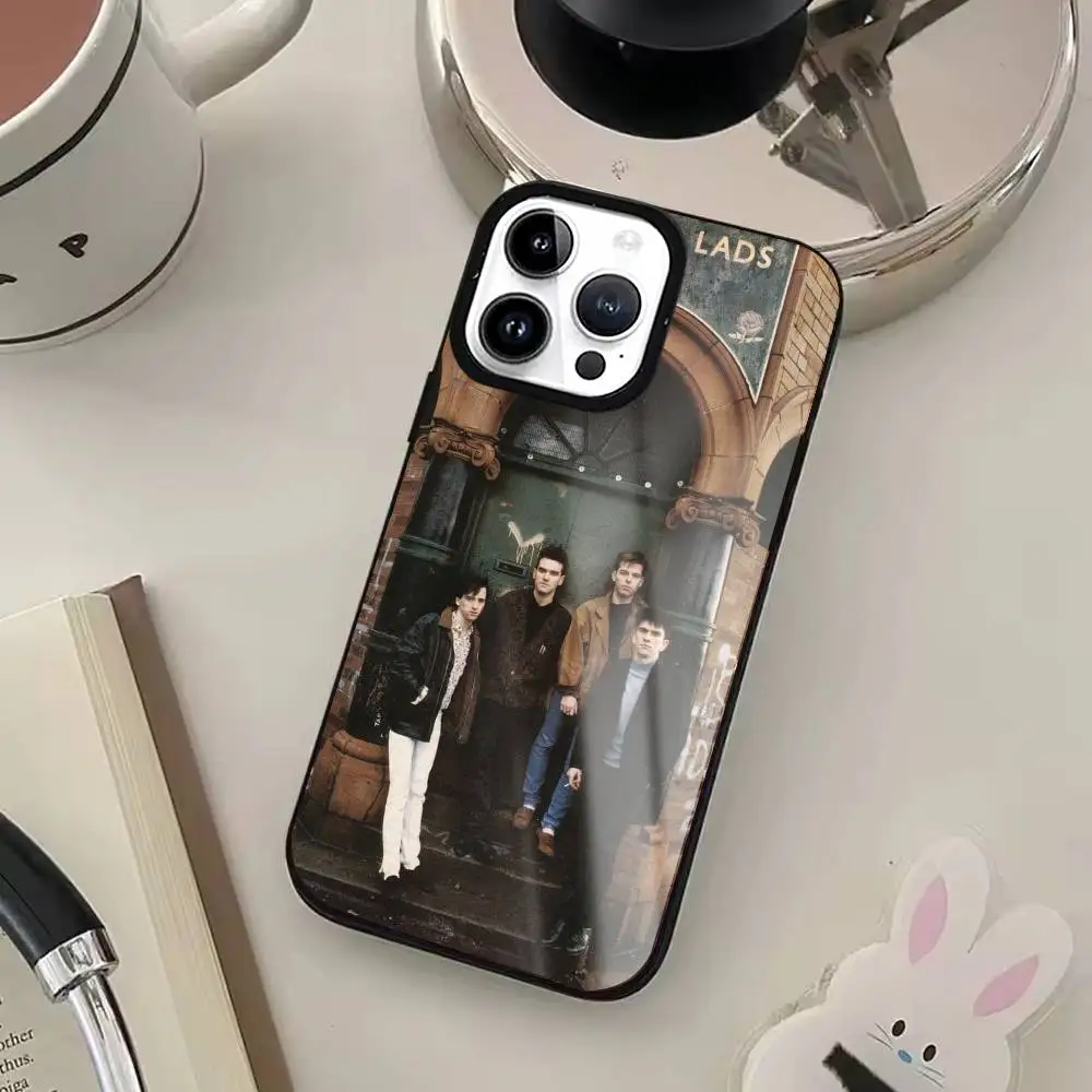 حافظة هاتف Quintessential The S-Smiths Band لهاتف iPhone17,16,15,14,13,12,11 Plus، Pro Max للشحن اللاسلكي Magsafe #2