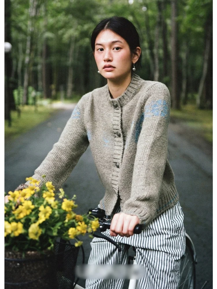 

Knitted Blue Stripe Open Cardigan Women's round Ne Single Button Vintage Loose Long Sve Top Faionable Winter ...