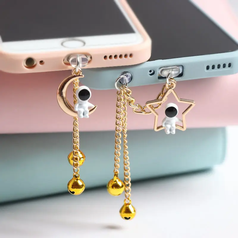 Telefone anti poeira plug charme astronauta porta de carga plug pingente bonito fone de ouvido jack rolha tipo c tampa para iphone acessórios