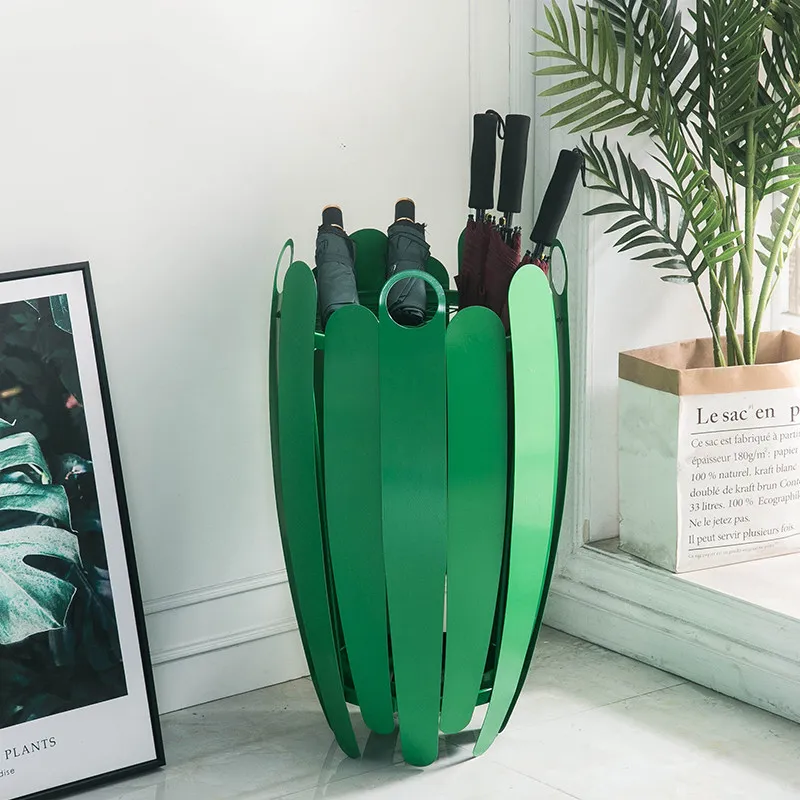 Nordic umbrella storage rack Hotel umbrella bucket Scenic commercial trash can   bucket Pastoral creative