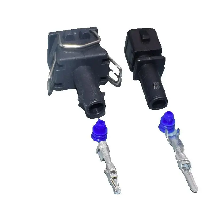 Shhworldsea Auto Plug Female Male 1 Pin 6.3mm Automotive Connecotr For VW 357972761 / 357 972 761 357972751 / 357 972 751