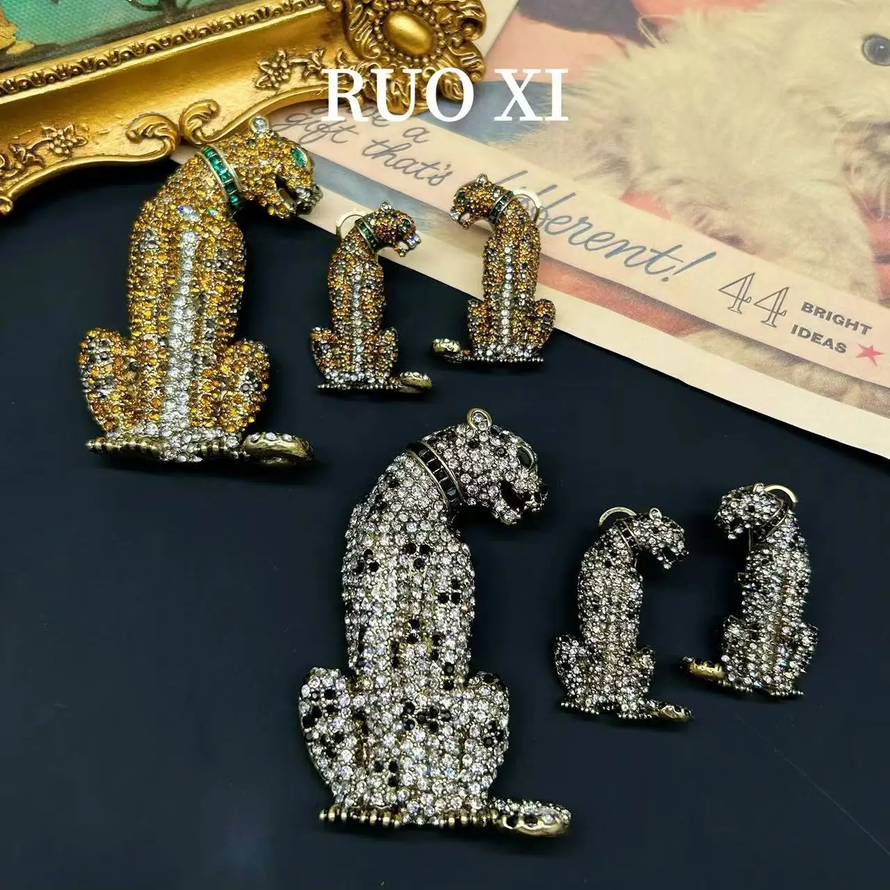 Vintage Decoration Women's Earring Animal Leopard Antique Retro Palace Brooch Earrings Vintage Medieval Diamond Palace Treasure