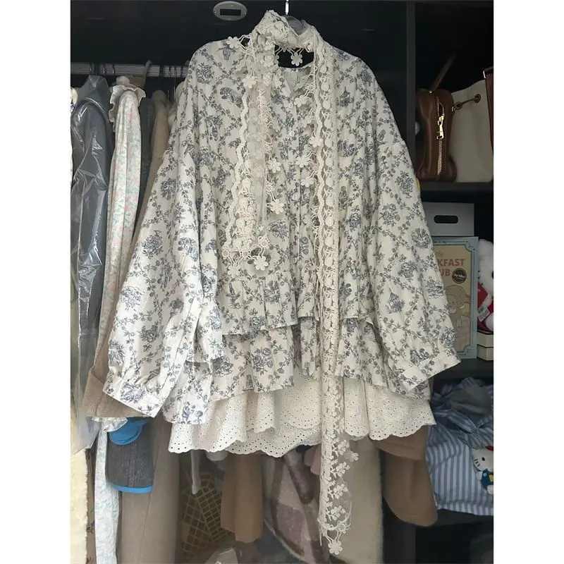 2025 Vintage Elegant Floral Loose Blouse Sets Woman Preppy Style Design Harajuku Blouse + White Lace Chic Vest Female Tops Mujer