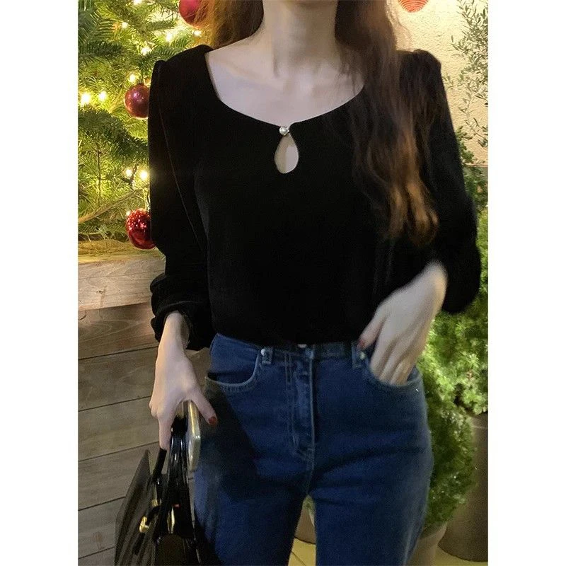 

Ретро-стиль, простой дизайн, длинный рукав, круглый вырез, ажурная бархатная блузка, женская модная одежда, высокое качество, полиэстер, не требует глажки.