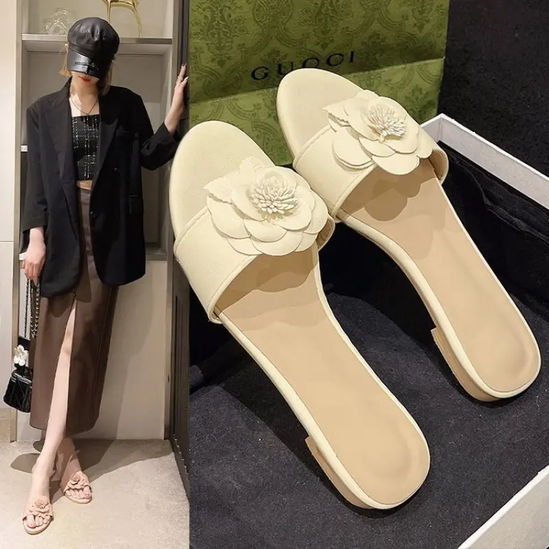 

Summer Plus Size Women's Slippers 2024 Korean Style Fashion Outer Slippers Elegant Flower Ladies Flat Slippers Chaussure Femme