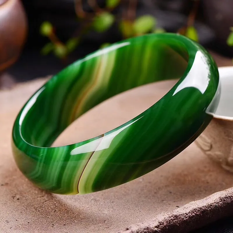 

Natural Handmade Green Agate Chalcedony Bangle for Women Mosaic Jade Retro Wishful Decoration White Chalcedony Jade Bracelet