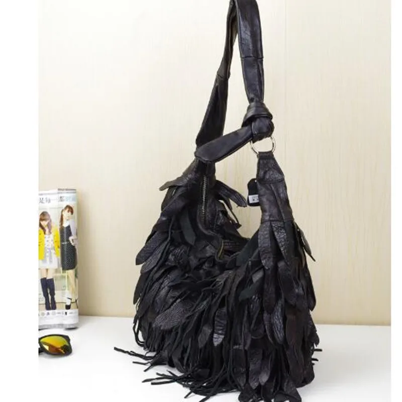 Black Genuine leather bag tassel single shoulder messenger bag large capacity beach bag ladies wholesale female bag