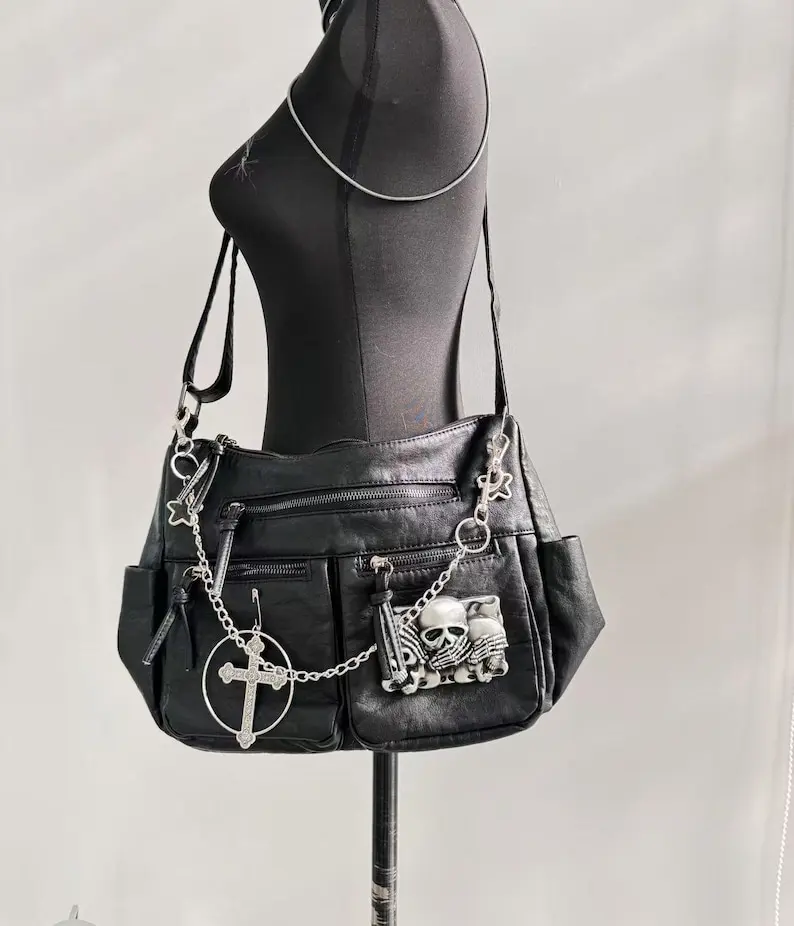 

Y2k Original Punk Skull Patch Shoulder Bag Trendy Black Handbag Gothic Crossbody Strap Cute Crossbody Punk Bag