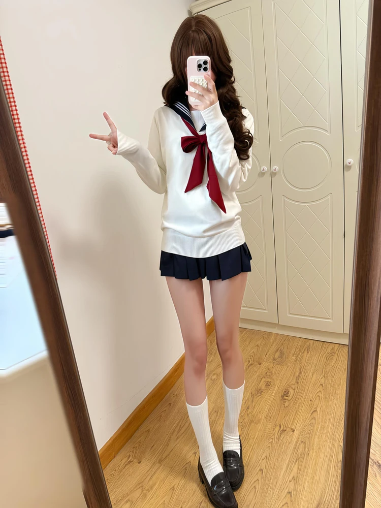 秋冬JK風白オーバーヘッドセーターロングスリーブジャケット女子和風スイートスクール風スカートセットストレートレッグ...