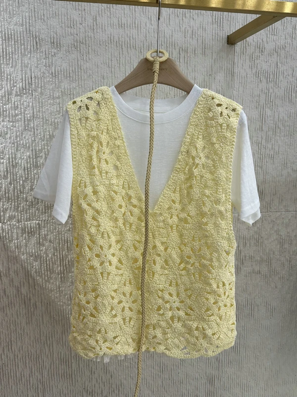 

Корейский повседневный вязаный топ с ажурной вязкой и вырезами, весна 2026, омолаживающий, утягивающий, многослойный, с поясом, футболка, комплект из двух предметов, женский