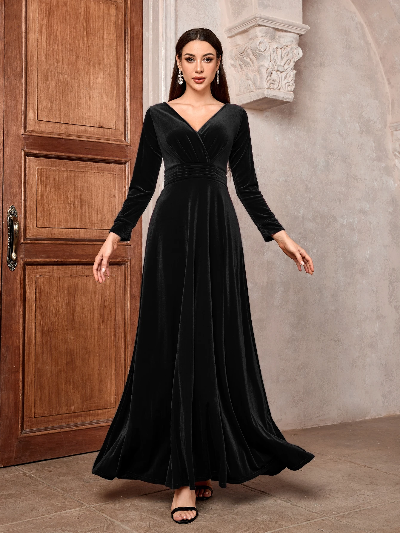 Women Long Sleeved V Neck Gold Velvet Dress Solid Slim Fit Women Evening Wedding Grace  Dress Long Women\'s Formal Dress