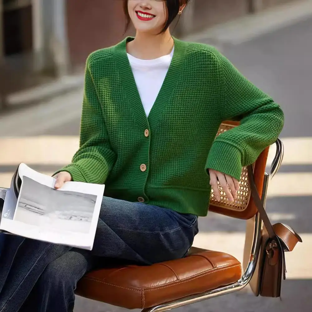 เสื้อสเวตเตอร์ถักคอวีสำหรับผู้หญิง, เสื้อโค้ทสเวตเตอร์ถักแขนยาวเสื้อ pakaian luar rajut สีพื้นเสื้อทรงหลวมเหมาะสำหรับการเดินทาง