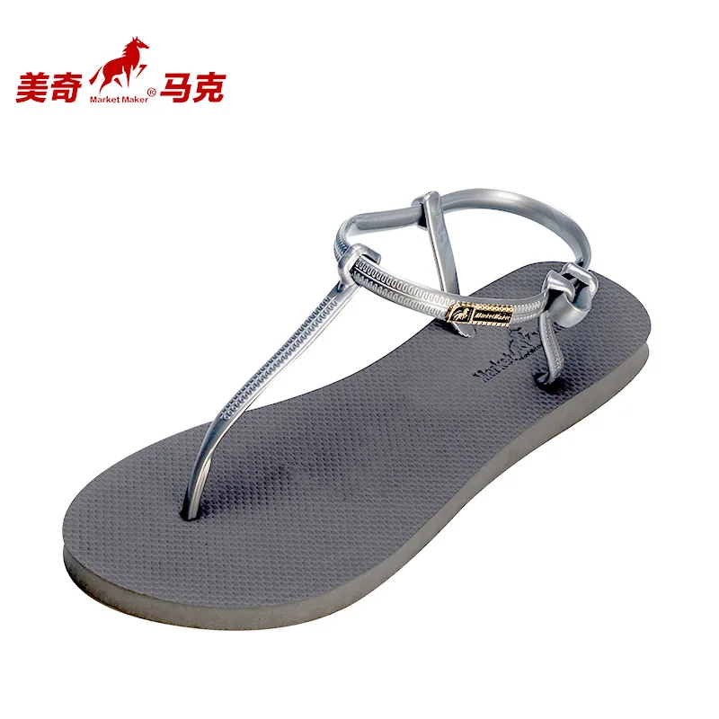 2024 New Women Slippers T-Strap Fashionable Soft Low Heel Flat Sandals Outdoor Black Gold Yellow Gray Summer Flip Flops