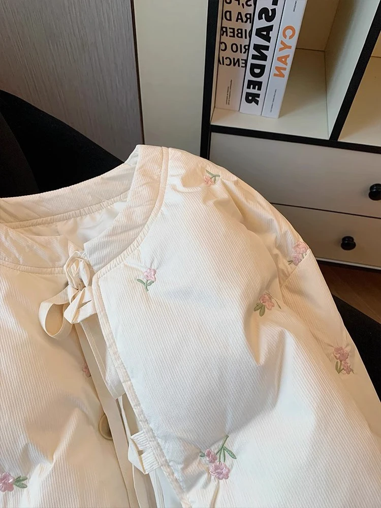Floral Embroidery Cotton Jaet Coats for Men 'and Women with Belt Sli Warmth ort Version Agel Design Fall Spring Co...
