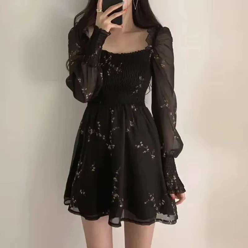 เดรสยาวพิมพ์ลายดอกไม้แฟชั่นใหม่ สไตล์ลำลองสำหรับฤดูร้อน ผู้หญิง หวาน น่ารัก ผ้าชีฟอง ทรงเอ กระโปรงสั้น จีบระบาย งานปาร์ตี้ หรูหรา มินิเดรส