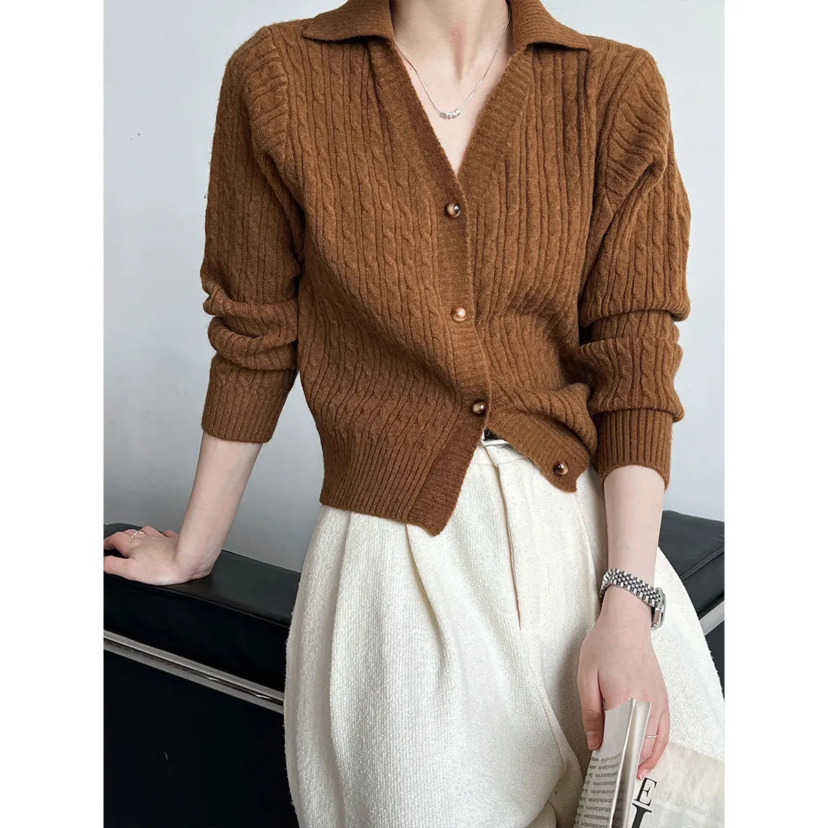 Polo\'s Lapel Knitted Cardigan Women\'s  Twists Knitwear Crop Jacket