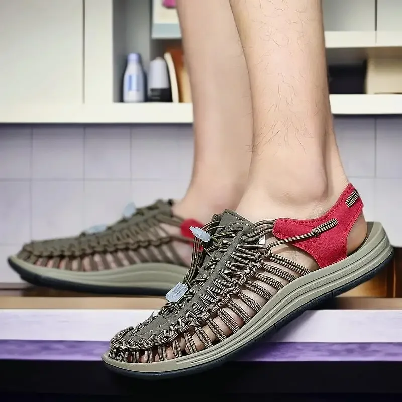 New Men Sandals Comfort Slip On Outdoor Casual Shoes Hand-woven High Quality Walking Men's Shoes Breathable Beach Sandals