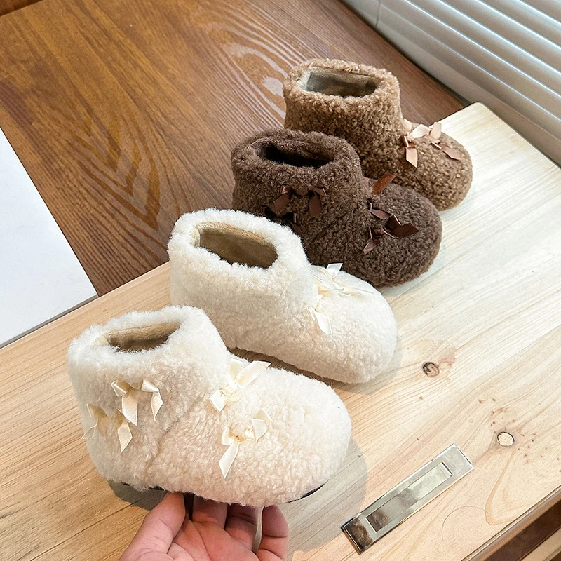 

2025 детские зимние милые короткие сапоги для девочек, модная пушистая обувь ягненка, флисовые сапоги для мальчиков, теплые короткие сапоги, однотонные универсальные