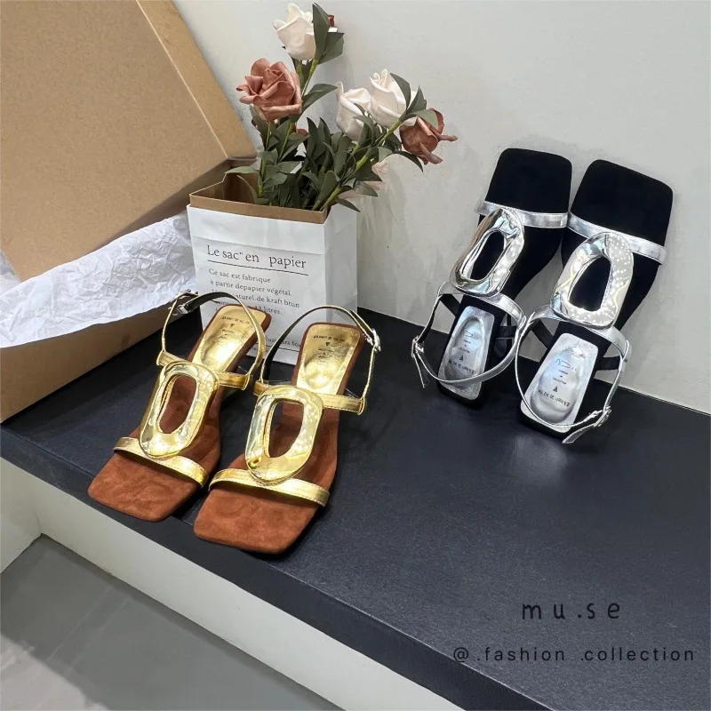 Spring Shoes 2024 Summer Outside Sandals Clogs Wedge Open Toe Buckle Women's Heels Low Platform Peep New Fashion Retro Girls Sli