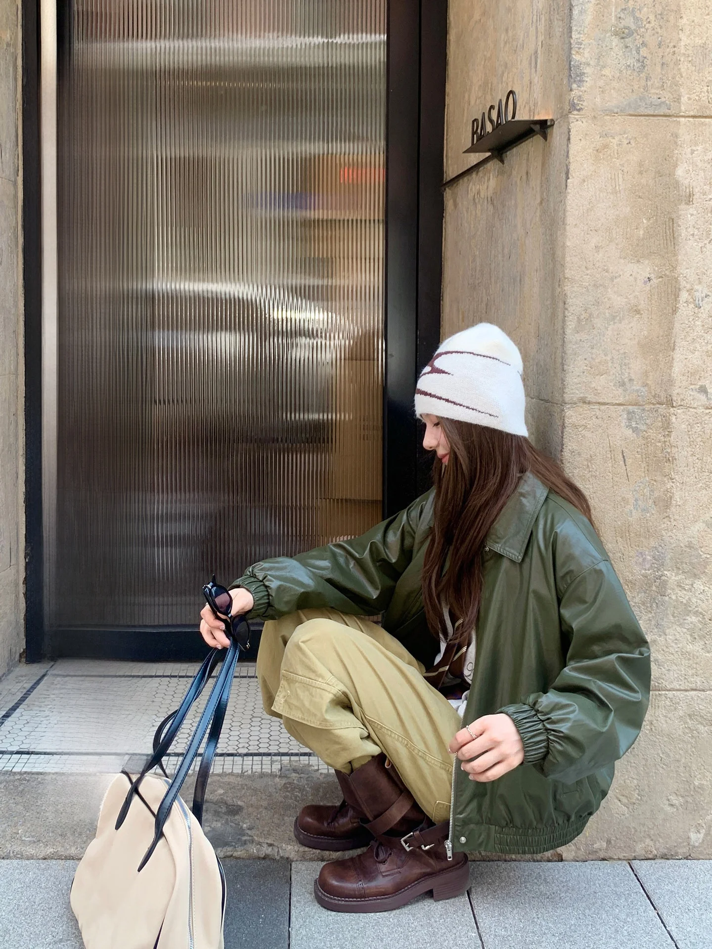 

Женская куртка из искусственной кожи Cheese Rabbit в винтажном американском стиле, с воротником-стойкой, премиум-класса, в нейтральном стиле, с эффектом потертости