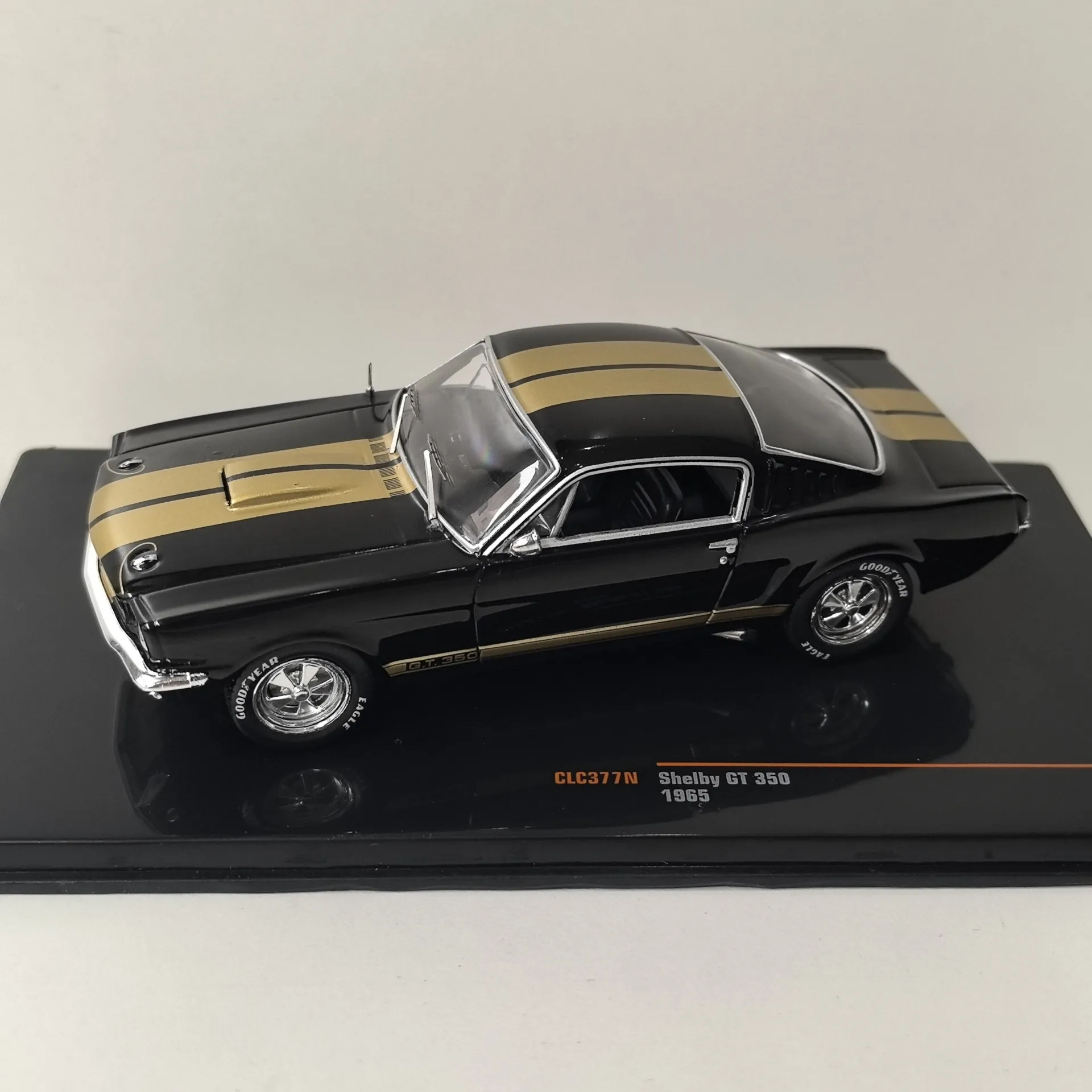 Diecast 1/43 Escala IXO SHELBY GT 350 1965 Ford Shelby Modelo de coche de aleación