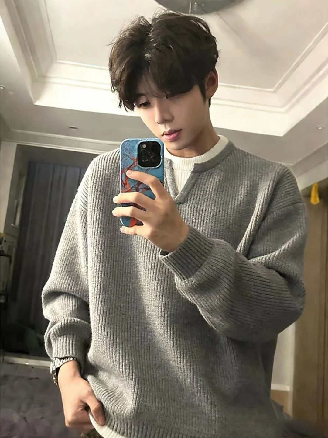 

Трикотажный джемпер для мальчиков с V-образным вырезом и подкладкой, имитация двухслойности, свободный крой, стандартная длина, без капюшона, с длинными рукавами