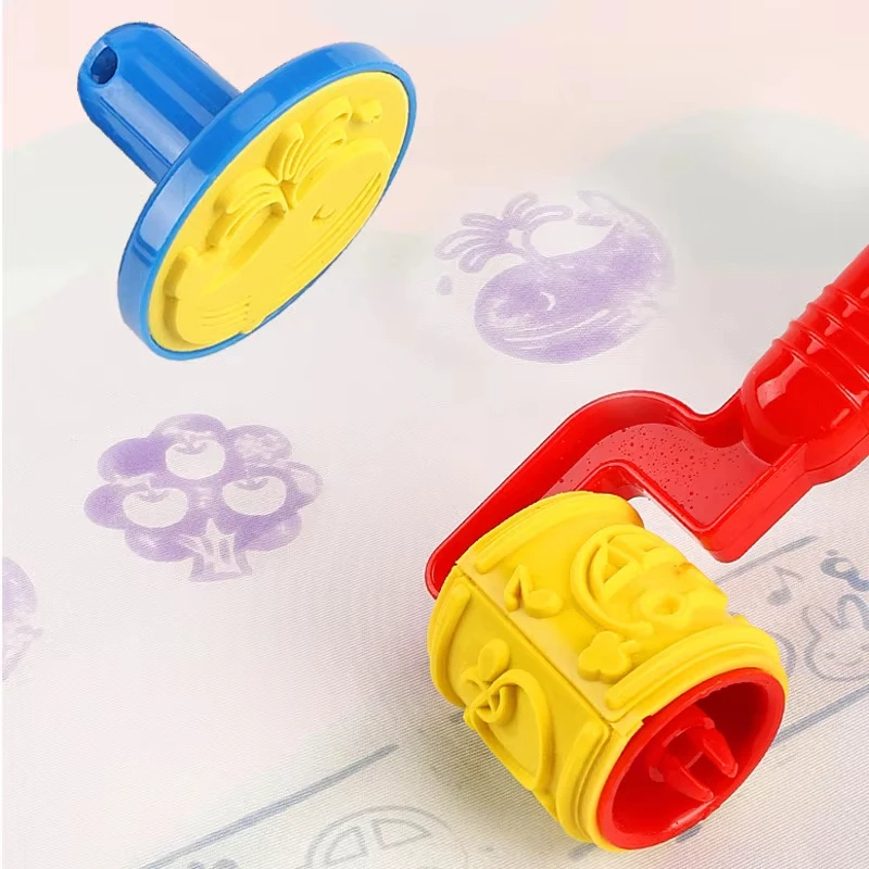 Magische Wasser-Malunterlage zum Ausmalen und Kritzeln mit wiederverwendbaren magischen Stiften, Montessori-Malbrett, Lernspielzeug, Geschenk für Kinder – Detail 3