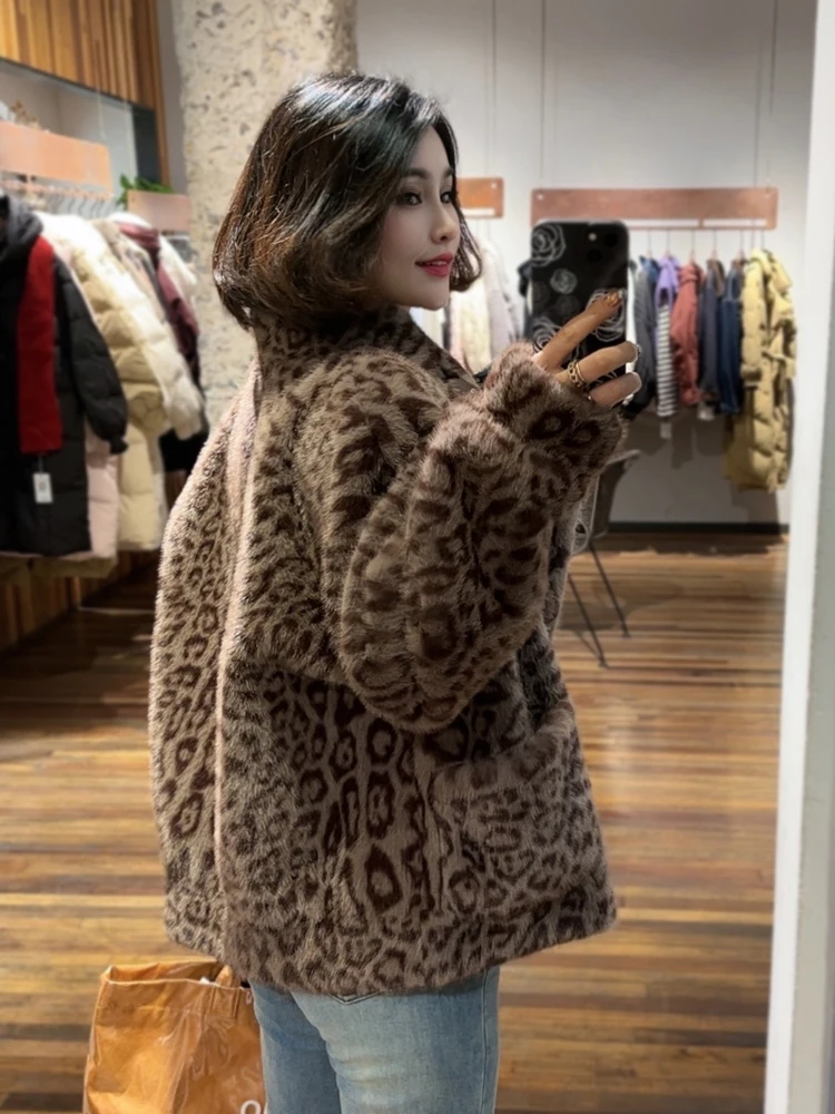 Chaquetas de piel sintética a la moda para mujer, abrigos elegantes de moda integrada con estampado de leopardo, pelo de visón de imitación, piel cálida, invierno 2024