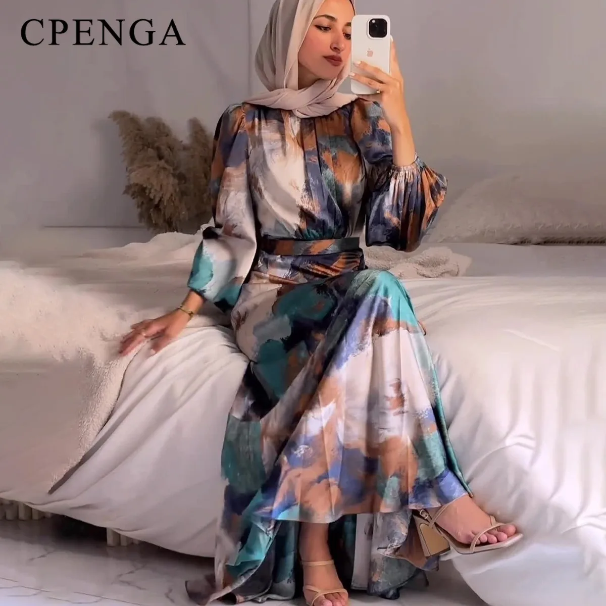 

2024 New Wrinkled Dress for Women Elegant Muslim Dress for Party Long Sleeve Colorful Drawstring Dresses Islam Clothing