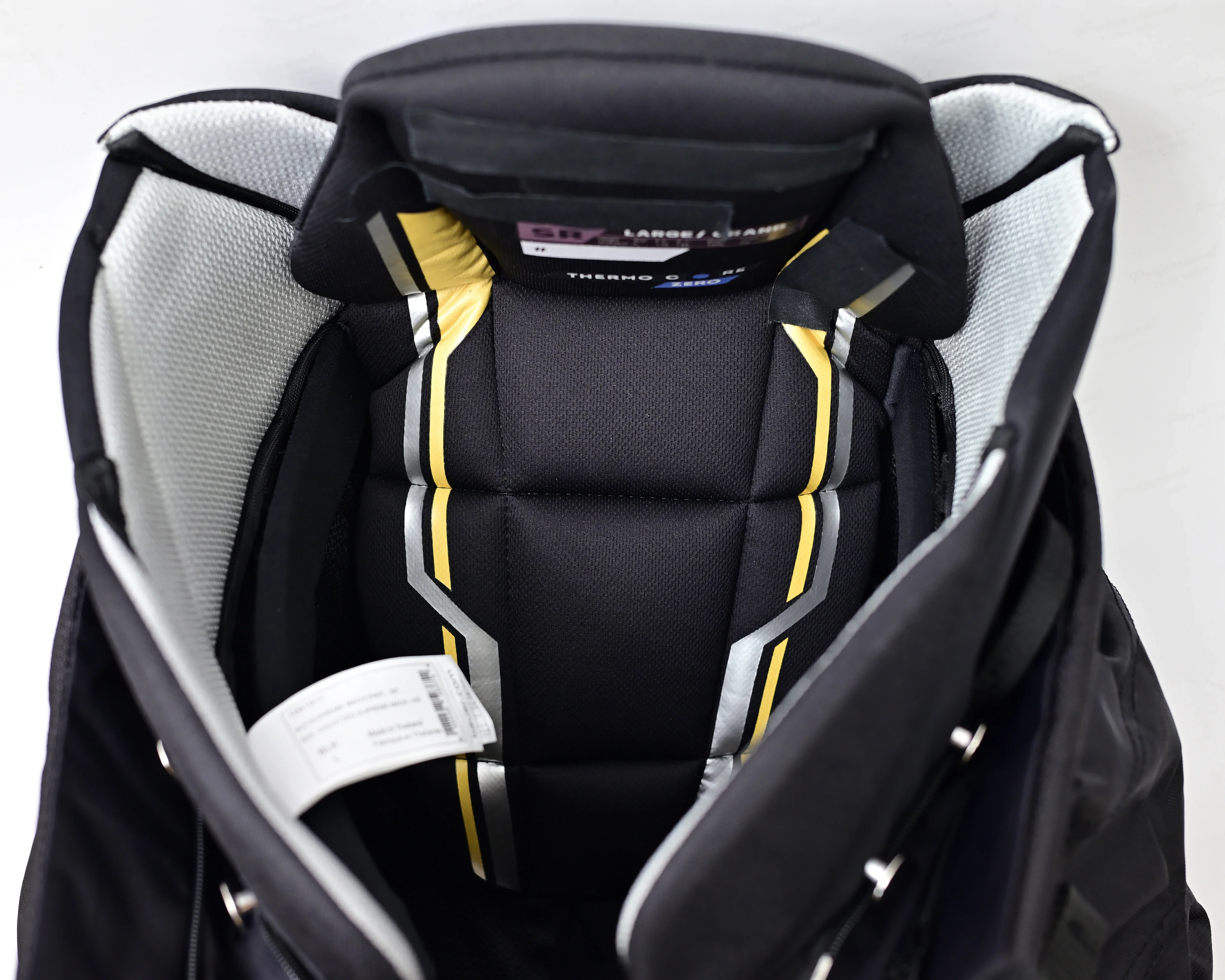 Thumbnail 4 - #5 Top 20 Hockey Gloves Worth Buying In 2026