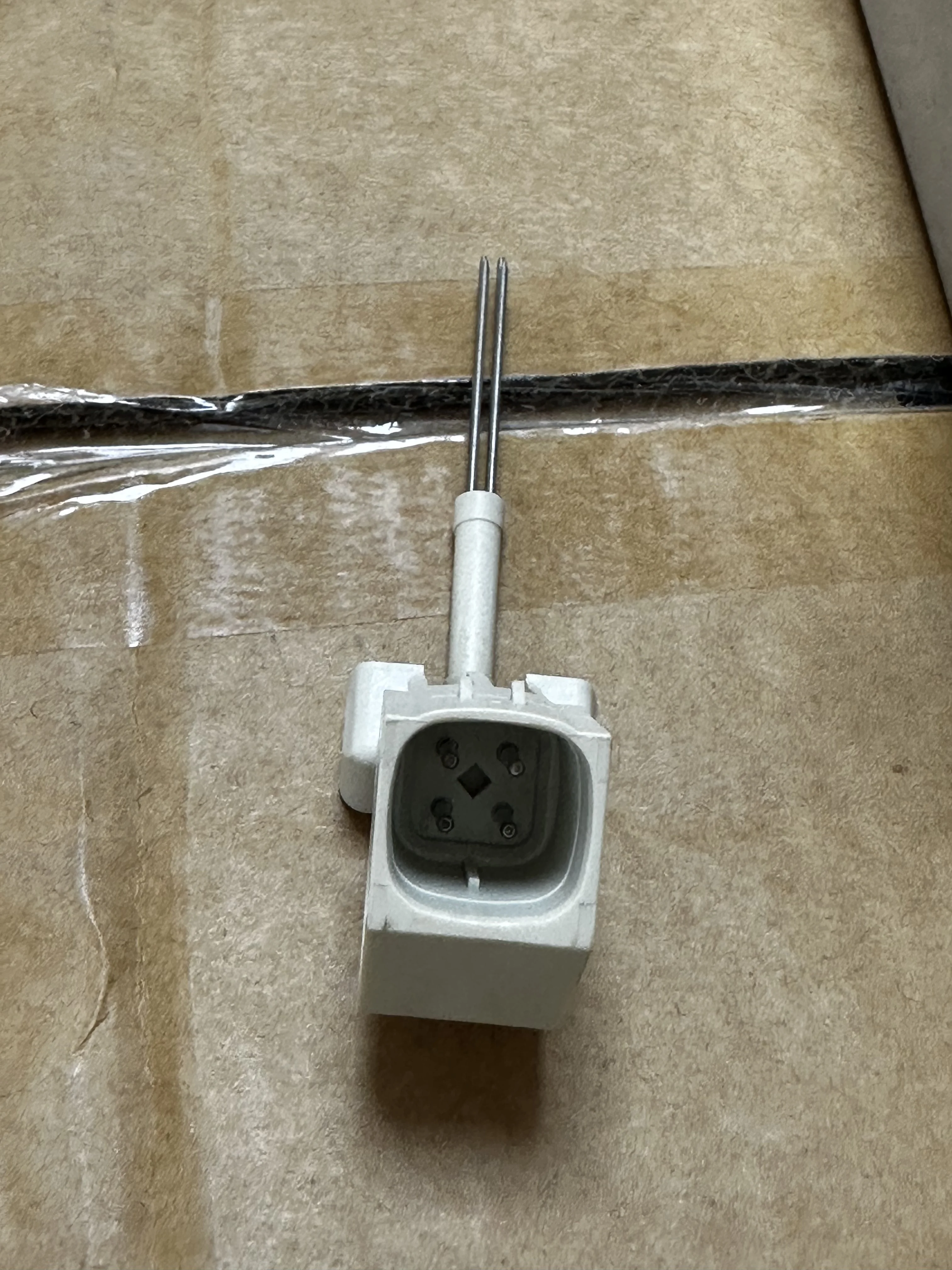 

WEIYUAN 12pcs/lot For Delphi F2 SMART HEUI Injector Plugs BEBE1R10002 BEBE1R11002 BEBE1R11102 BEBE1R12001 BEBE1R13101