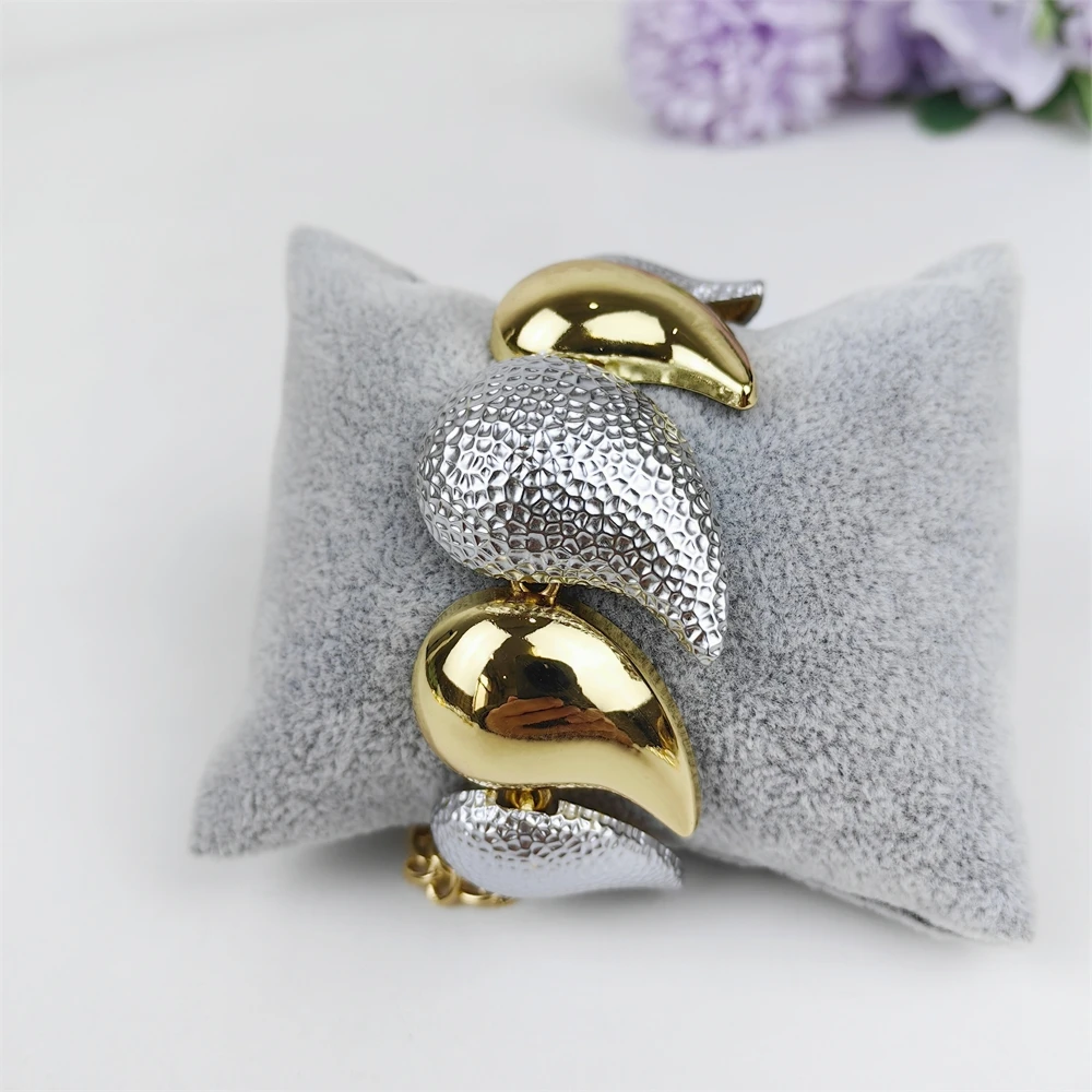 Thumbnail 4 - #41 Latest Statement Jewelry Sets Offers