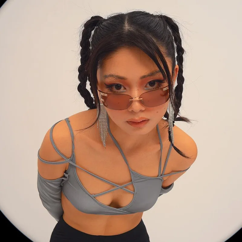 Cuello colgante de estilo europeo y americano, ombligo expuesto, manga sin espalda, top con tirantes Y2K