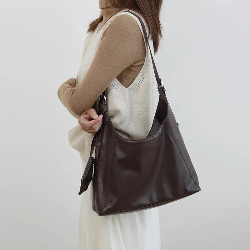 

Genuine Leather Tote Bag for Women Large Capacity Shoulder Bag