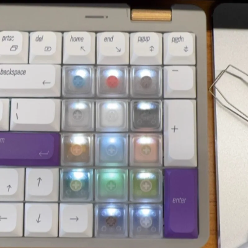 

Hot Selling Low Axis Keycaps Pig Nose 1350 Cross 1353 Keycaps Choc Keycaps Customized Kaihua V1V2 Ultra-thin Key caps Creative