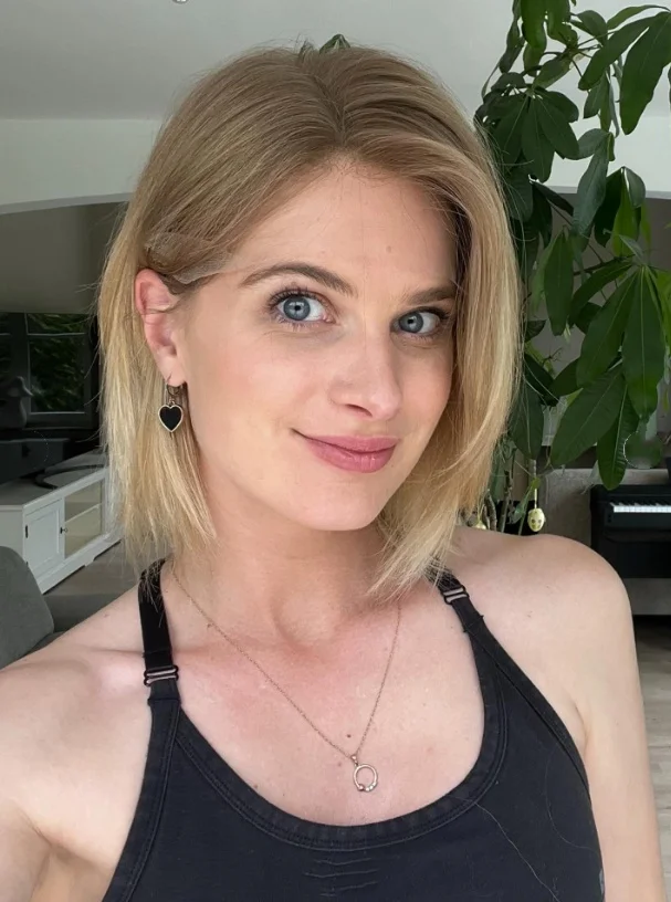 شعر مستعار أشقر قصير الدانتيل أمامي شعر مستعار اصطناعي أومبير شقراء مستقيم بوب شعر مستعار للنساء الجانب جزء الدانتيل شعر مستعار أمامي مقاومة للحرارة