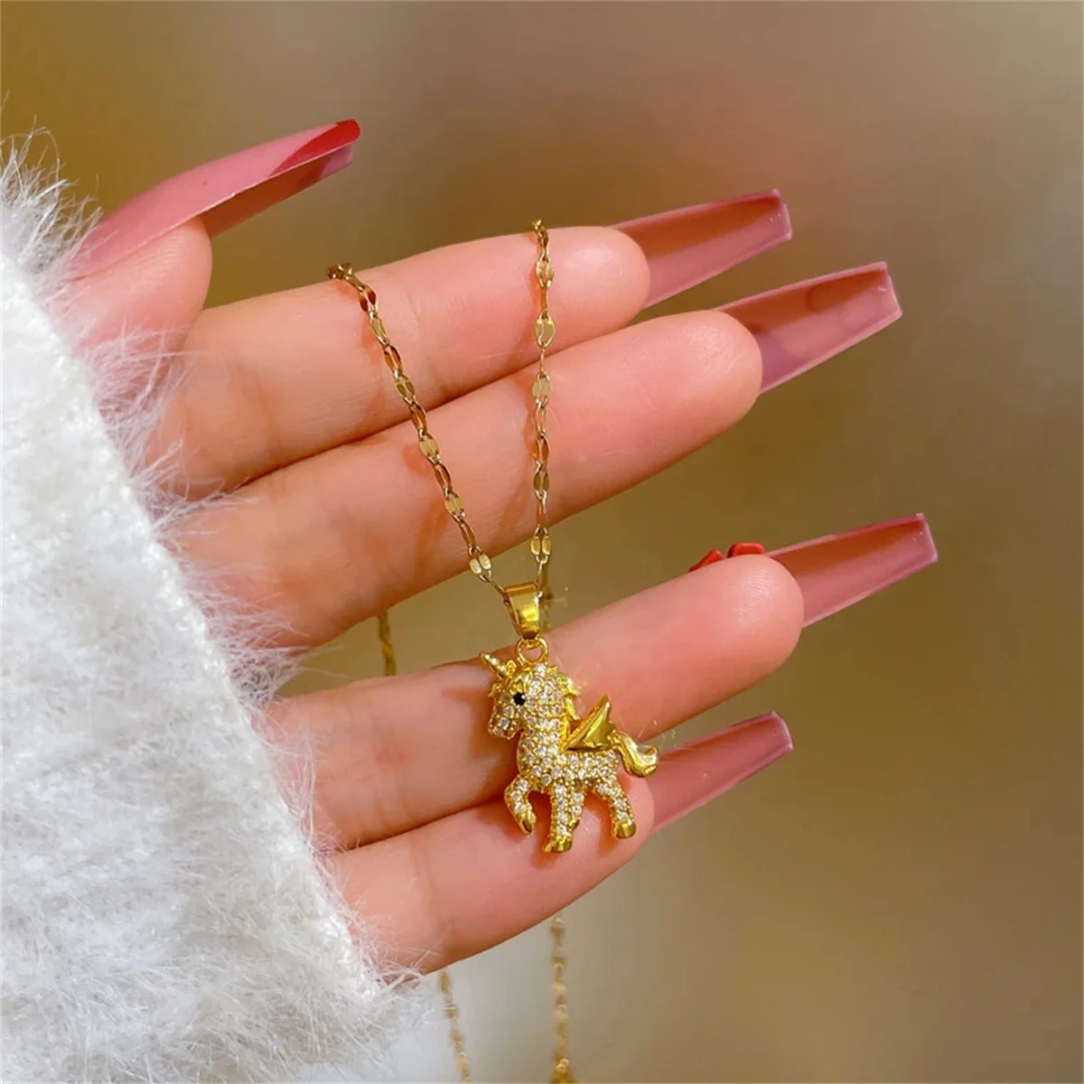 Fashion cute angel pony pendant unicorn necklace ladies light luxury niche European and American clavicle chain pendant gift