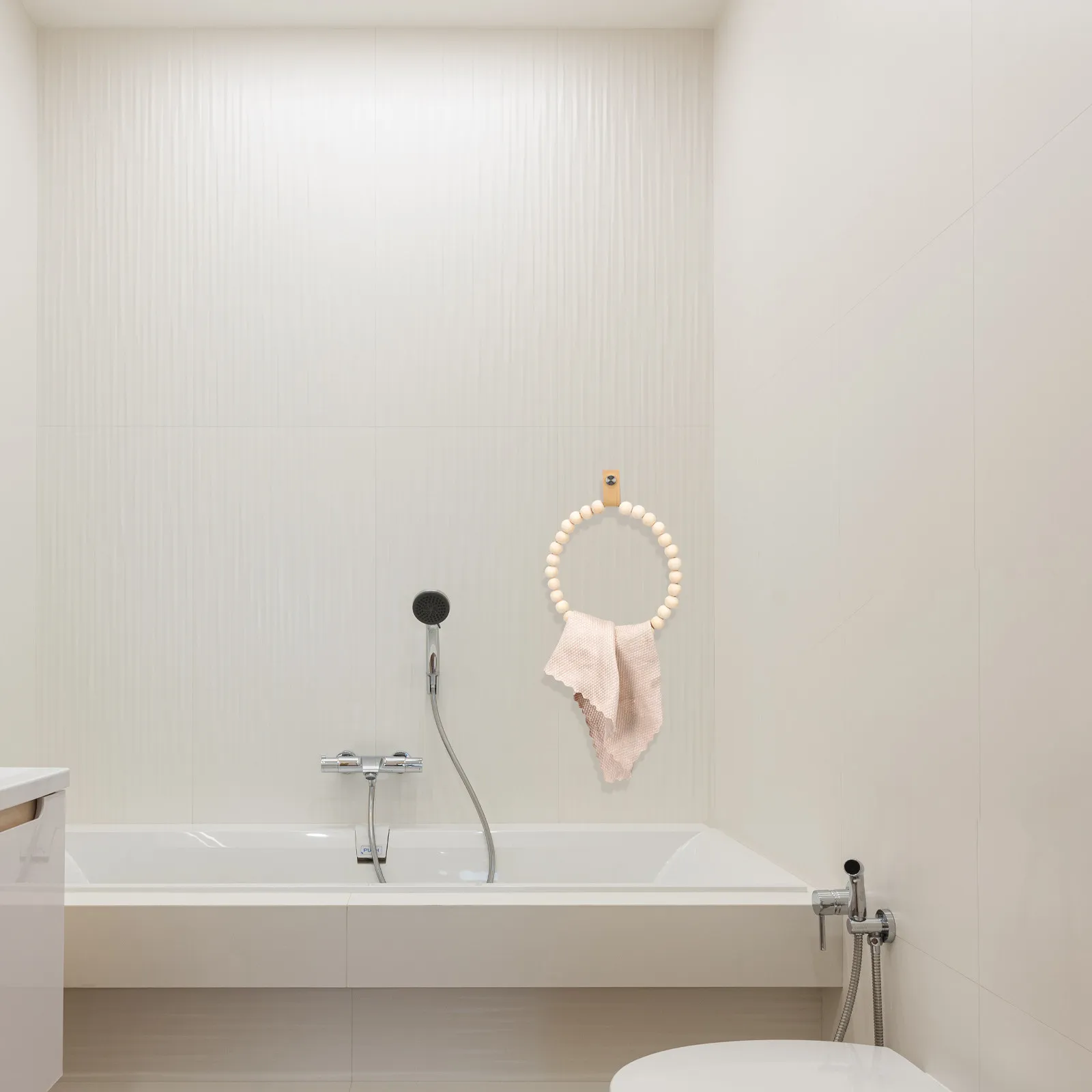 

Держатель для полотенец из деревянных бусин в богемном стиле, настенный, для ванной комнаты, кольцо для полотенец, экономия места, органайзер для ванной, подвесное кольцо для полотенец