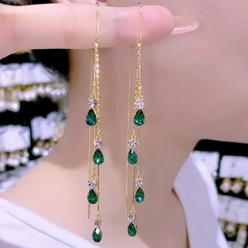 New high-end style with a super sparkling four-color water droplet and ultra long tassel earrings for women